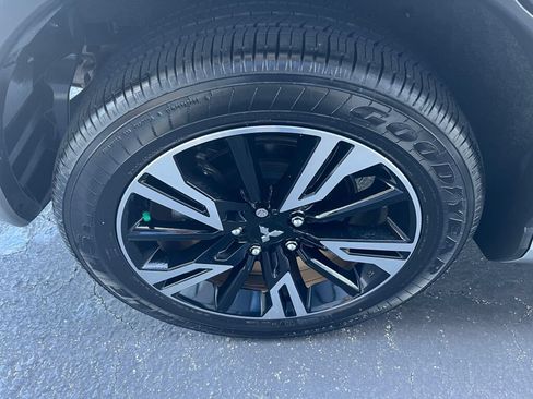 Used 2024 Mitsubishi Eclipse Cross AWD image 29