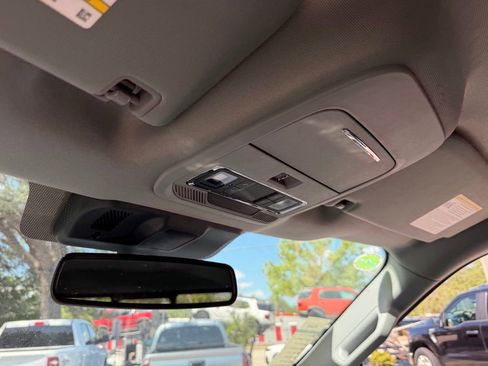 Used 2024 Ford F150 Lariat image 27