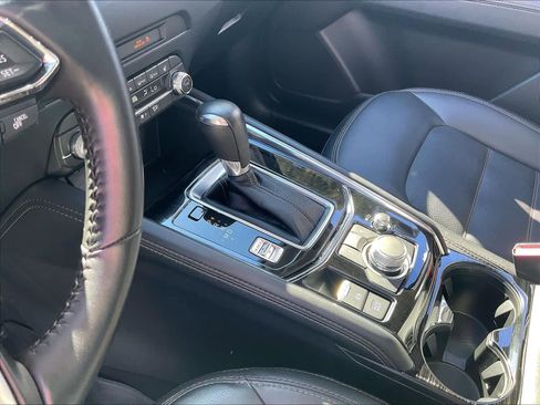 Used 2022 MAZDA CX-5 AWD 2.5 S w/ Premium Package image 18