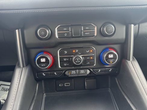 Used 2021 Chevrolet Tahoe Z71 AWD/4WD image 26