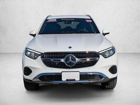 Certified 2025 Mercedes-Benz GLC 300 image 5