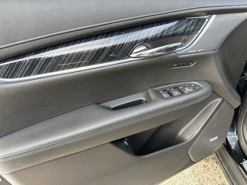 Certified 2020 Cadillac XT6 Premium Luxury image 15