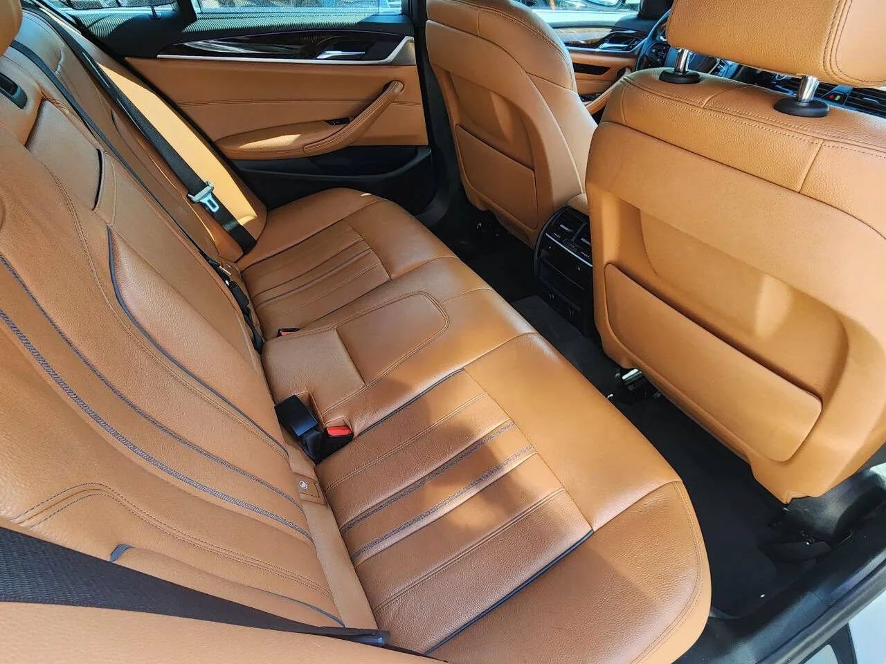 Used 2018 BMW 530i xDrive AWD/4WD image 13