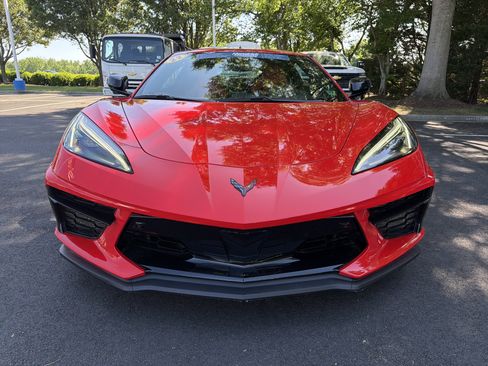 Used 2022 Chevrolet Corvette Stingray Preferred Cpe w/ Z51 Performance Package image 3