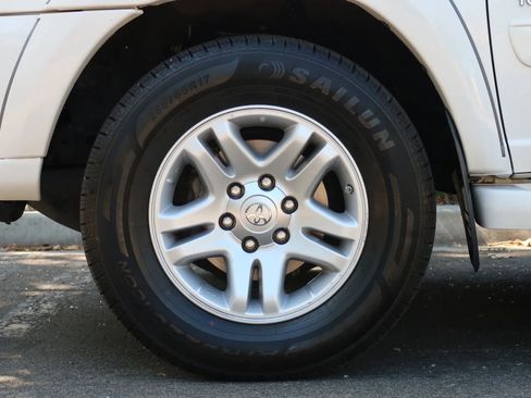 Used 2006 Toyota Tundra Limited RWD image 11