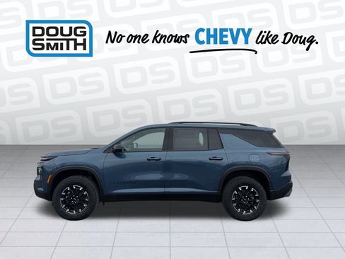 New 2026 Chevrolet Traverse Z71 w/ Enhanced Driving Package image 3