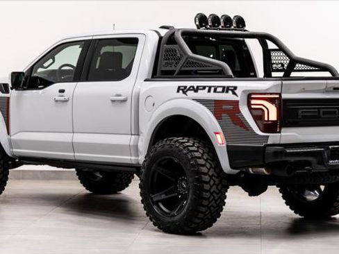 Used 2025 Ford F150 Raptor w/ Equipment Group 803A Raptor R AWD/4WD image 15