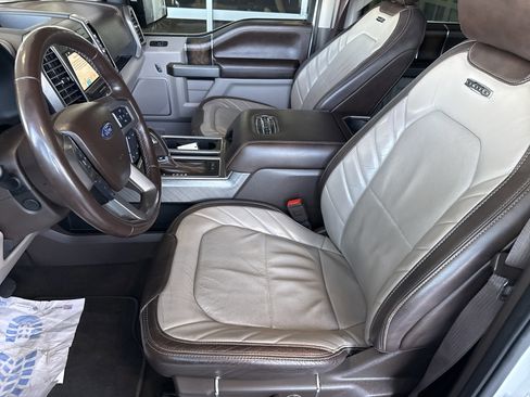 Used 2019 Ford F150 Limited w/ Trailer Tow Package image 23