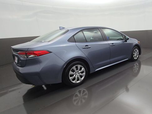 Certified 2025 Toyota Corolla LE w/ Convenience Package FWD image 8