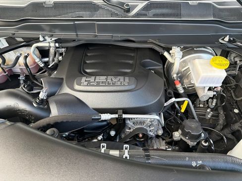 Used 2026 RAM 2500 Big Horn AWD/4WD image 8