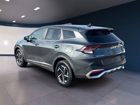 Certified 2023 Kia Sportage LX AWD/4WD image 3