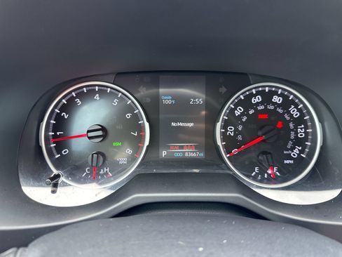 Certified 2022 Toyota RAV4 XLE Premium FWD image 10