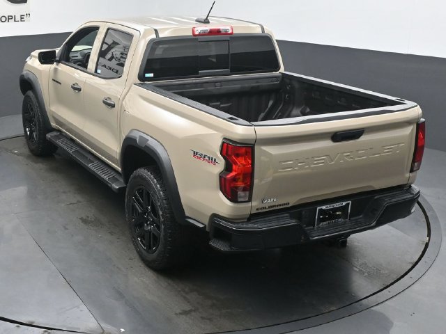 Used 2023 Chevrolet Colorado Trail Boss w/ LPO, Dark Essentials Package AWD/4WD image 45