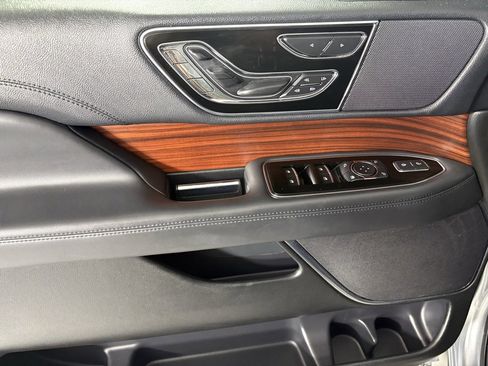 Used 2023 Lincoln Navigator Reserve image 20