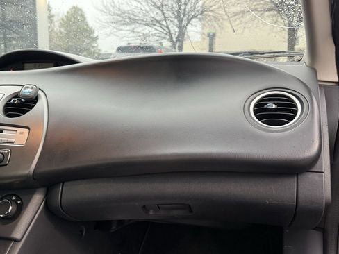 Used 2009 Mitsubishi Eclipse GS image 21