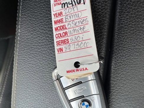Used 2017 BMW 530i w/ Premium Package image 48
