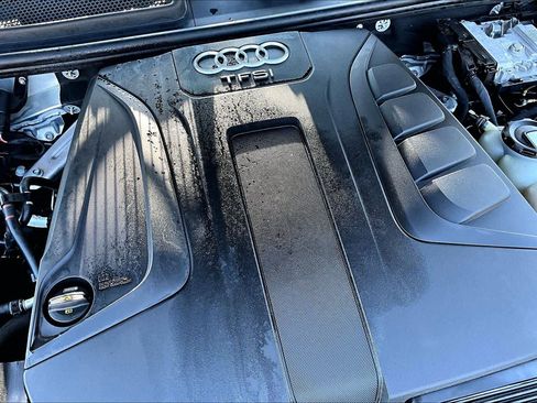 Used 2018 Audi Q7 2.0T Premium Plus AWD/4WD image 33