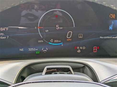 New 2026 Cadillac Vistiq Luxury image 32