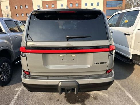 Used 2025 Lexus GX 550 550 Luxury w/ Accessory Package (2T) image 5