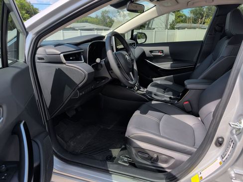 Used 2024 Toyota Corolla XLE FWD image 12