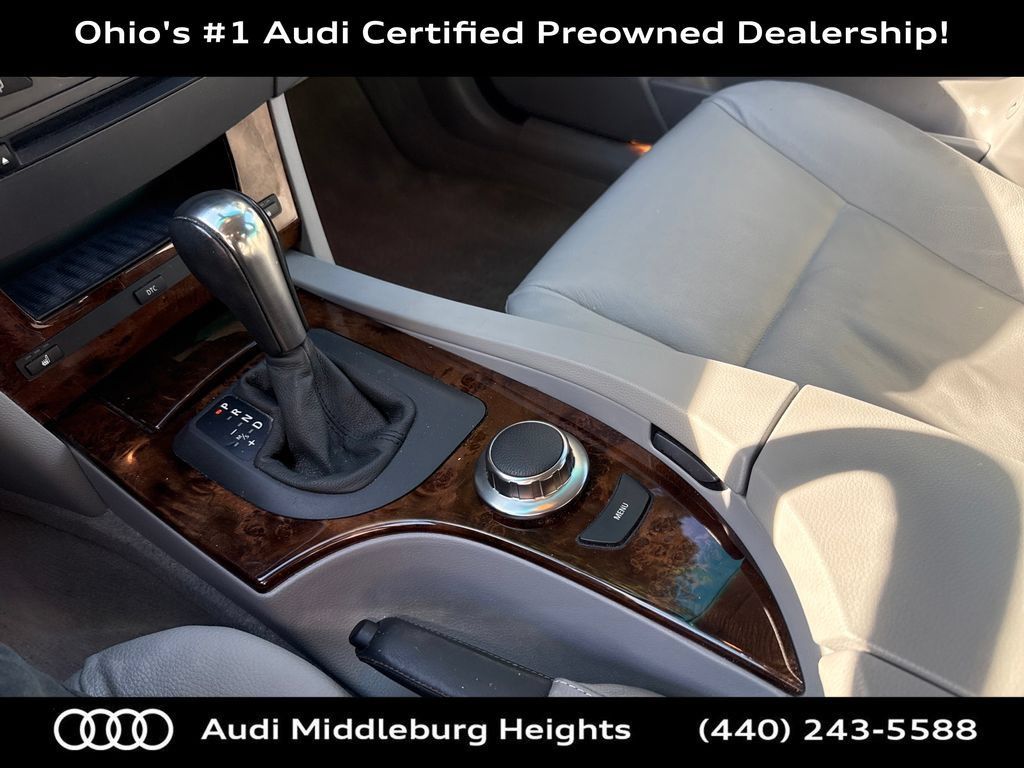 Used 2007 BMW 525xi Sedan AWD/4WD image 8