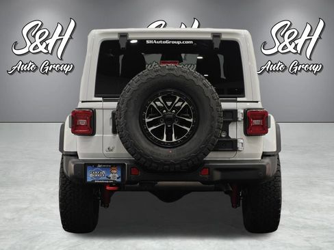 Used 2026 Jeep Wrangler Unlimited Rubicon AWD/4WD image 18