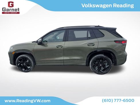 New 2026 Volkswagen Tiguan SE R-Line image 16