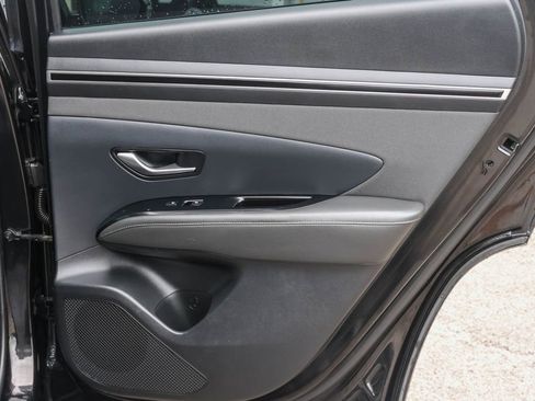 Used 2022 Hyundai Tucson Limited FWD image 11