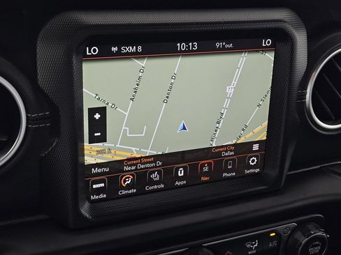 Used 2023 Jeep Wrangler Unlimited Sahara w/ Cold Weather Group AWD/4WD image 13