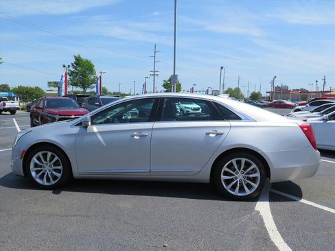 Used 2016 Cadillac XTS Luxury w/ Driver Awareness Package image 6