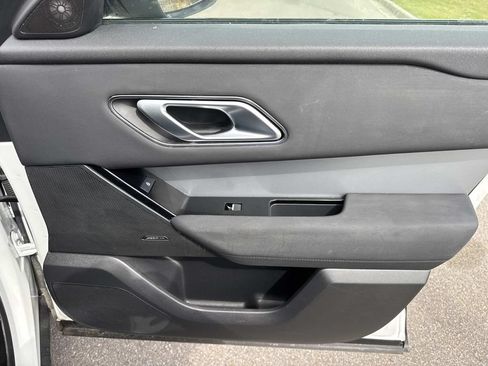 Used 2024 Land Rover Range Rover Velar S AWD/4WD image 14