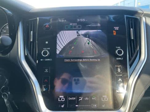 Used 2022 Subaru Outback Premium image 33