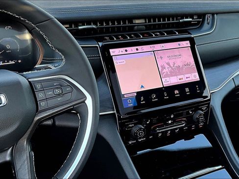 New 2025 Jeep Grand Cherokee L Limited w/ Trailer Tow Package image 6