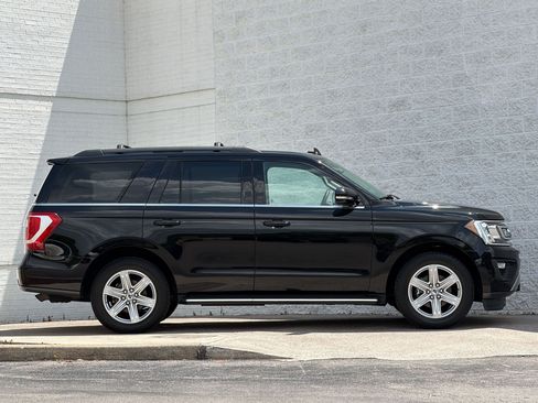 Used 2019 Ford Expedition XLT w/ Equipment Group 202A RWD image 7
