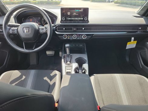Used 2025 Honda Civic Sport image 11