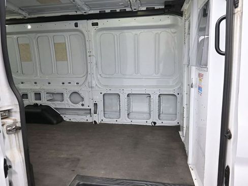 Used 2017 Ford Transit 250 148 Medium Roof image 26