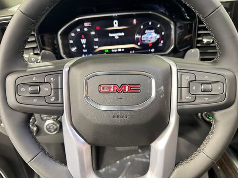 New 2026 GMC Sierra 1500 Elevation w/ Elevation Premium Package AWD/4WD image 17