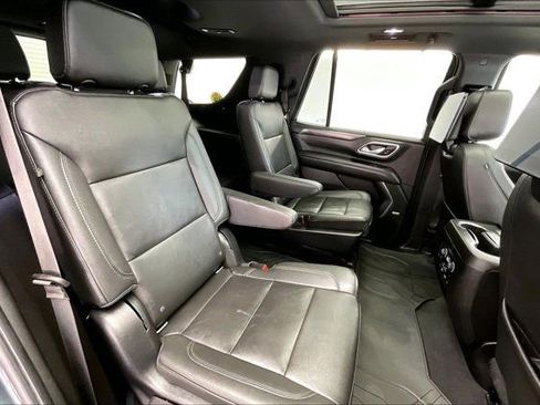 Used 2022 Chevrolet Tahoe Z71 w/ Z71 Off-Road Package image 18