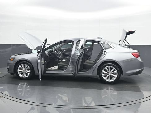 Used 2023 Chevrolet Malibu LT FWD image 37