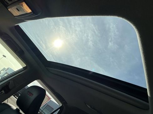 Used 2022 Toyota 4Runner TRD Off-Road Premium image 19