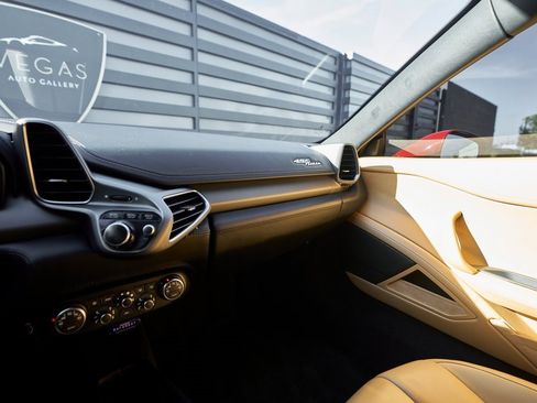 Used 2013 Ferrari 458 Italia Coupe image 70