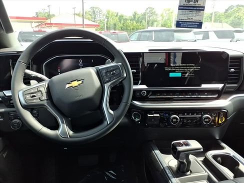 New 2026 Chevrolet Silverado 1500 LTZ w/ Technology Package AWD/4WD image 13