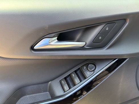 New 2026 Chevrolet Equinox LT w/ Convenience Package II FWD image 14