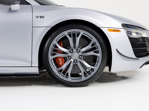 Used 2015 Audi R8 Competition image 12