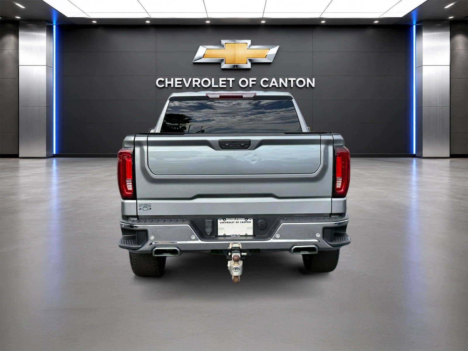Used 2023 GMC Sierra 1500 SLT AWD/4WD image 6