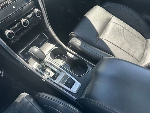 Used 2019 Subaru Ascent Limited w/ Popular Package #2A AWD/4WD image 19