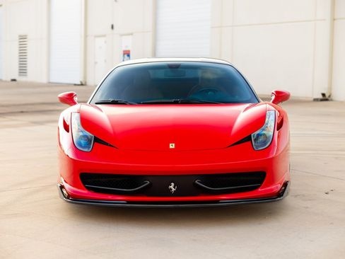 Used 2012 Ferrari 458 Italia Coupe RWD image 3