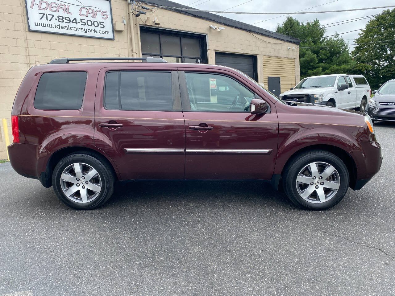 Used 2014 Honda Pilot Touring image 2