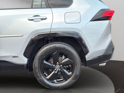 Used 2019 Toyota RAV4 XSE image 23