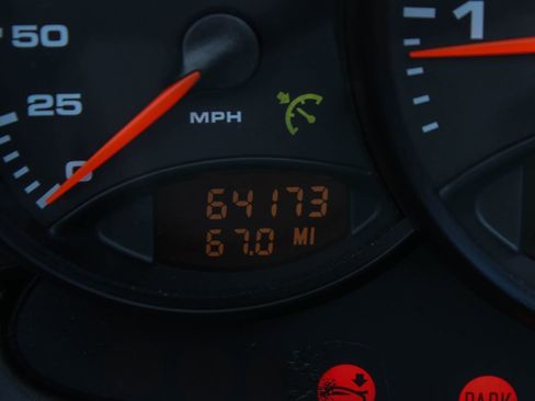 Used 2001 Porsche 911 Cabriolet image 30